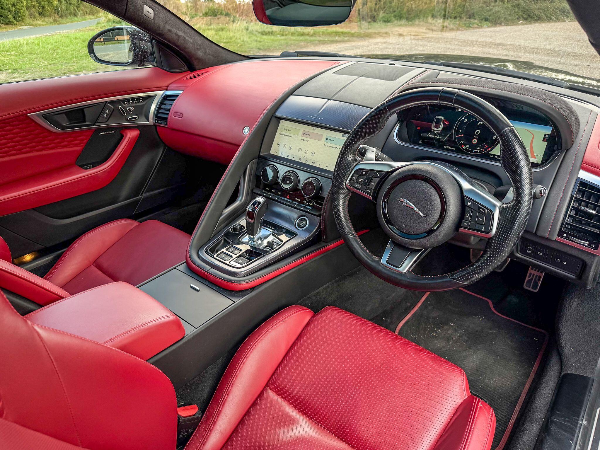 Jaguar F-Type 5.0 V8 R-Dynamic Black Auto AWD Euro 6 (s/s) 2dr — photo 6