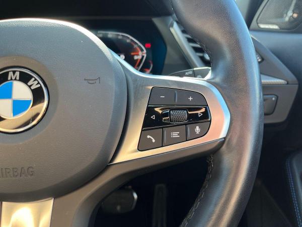 BMW 1 Series Photo at-955b5c6461134acc98fb00fee37a907b.jpg