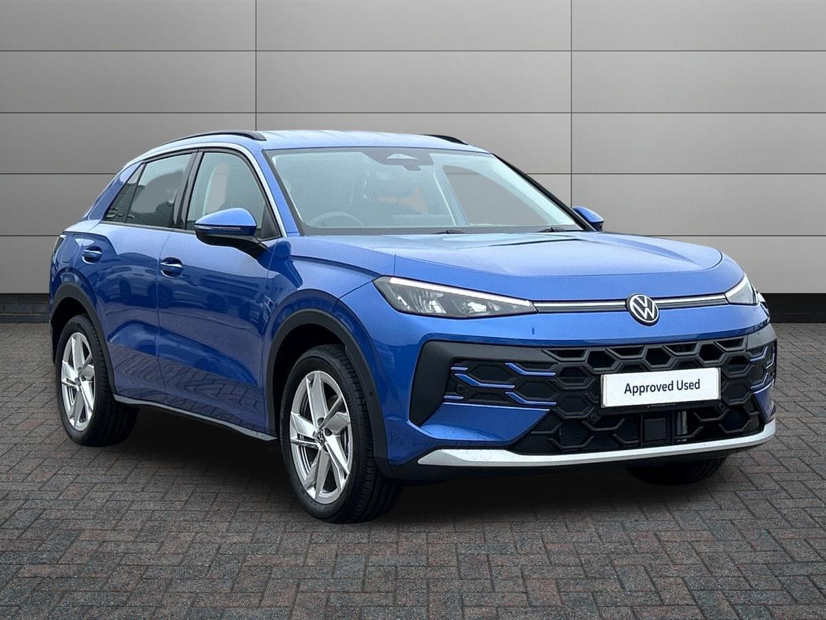 Volkswagen T-Roc Photo at-955b7dcb17f6452b990bb8e84ab5382c.jpg