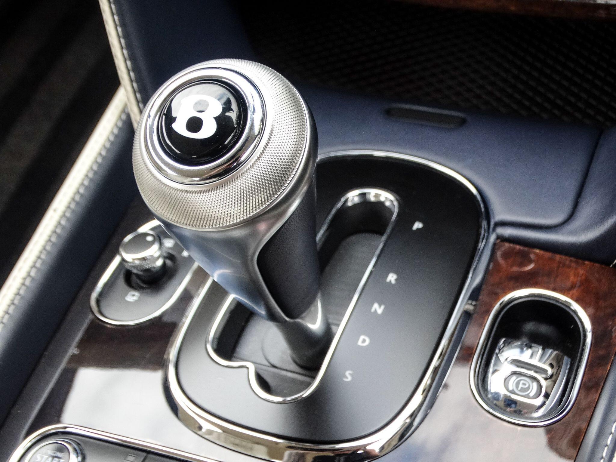 Bentley Continental 4.0 V8 GT S Coupe 2dr Petrol Auto 4WD Euro 6 (528 ps) — photo 25