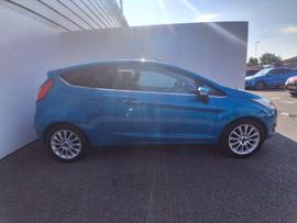 Ford Fiesta Photo 3