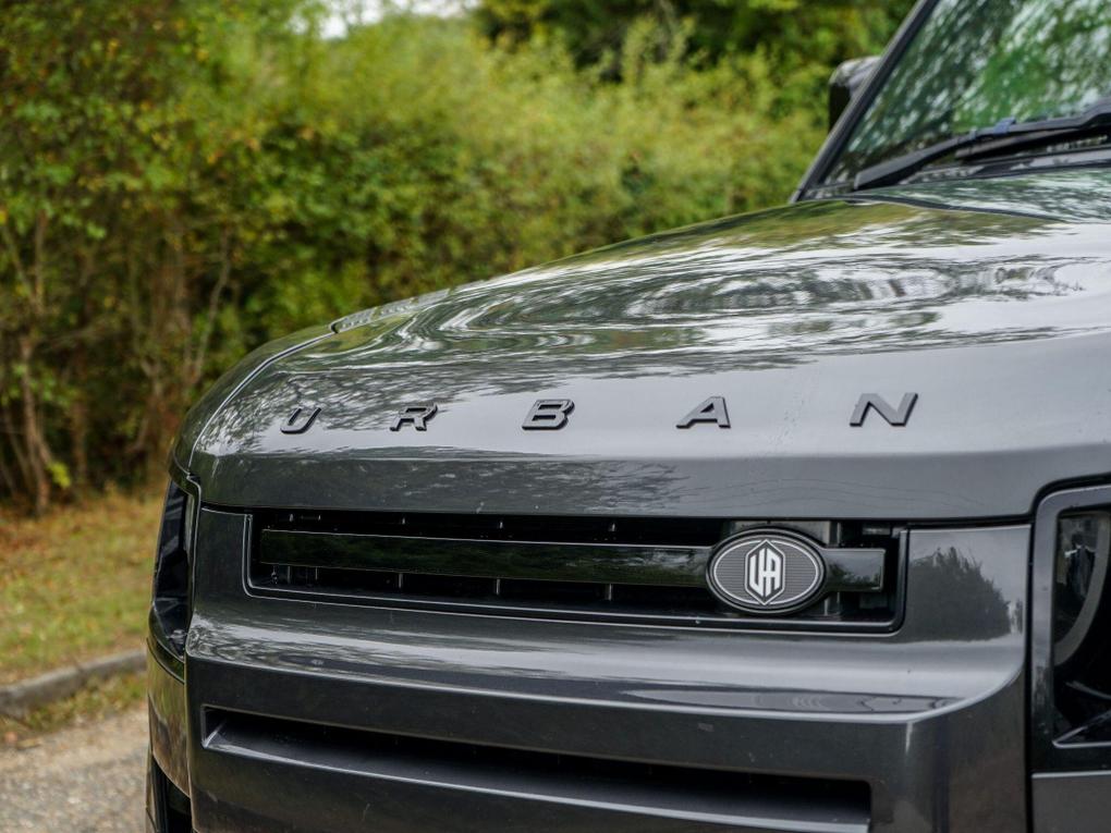 Used Land Rover Defender 90 RJ21ZTG 9