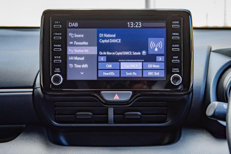 Used Toyota Yaris VN73KFK 22