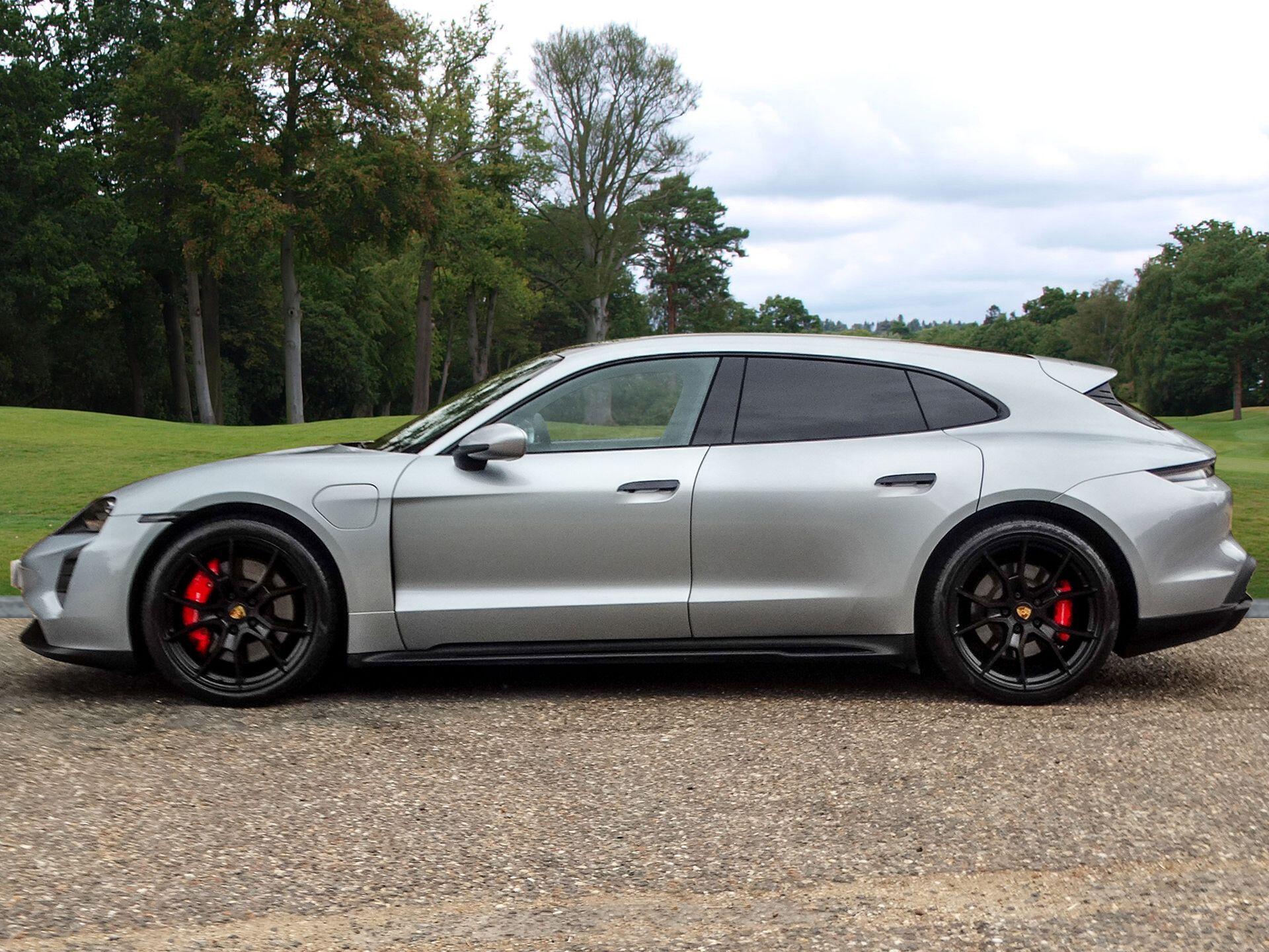Porsche Taycan Performance Plus 93.4kWh GTS Sport Turismo Auto 4WD 5dr (11kW Charger) — photo 2