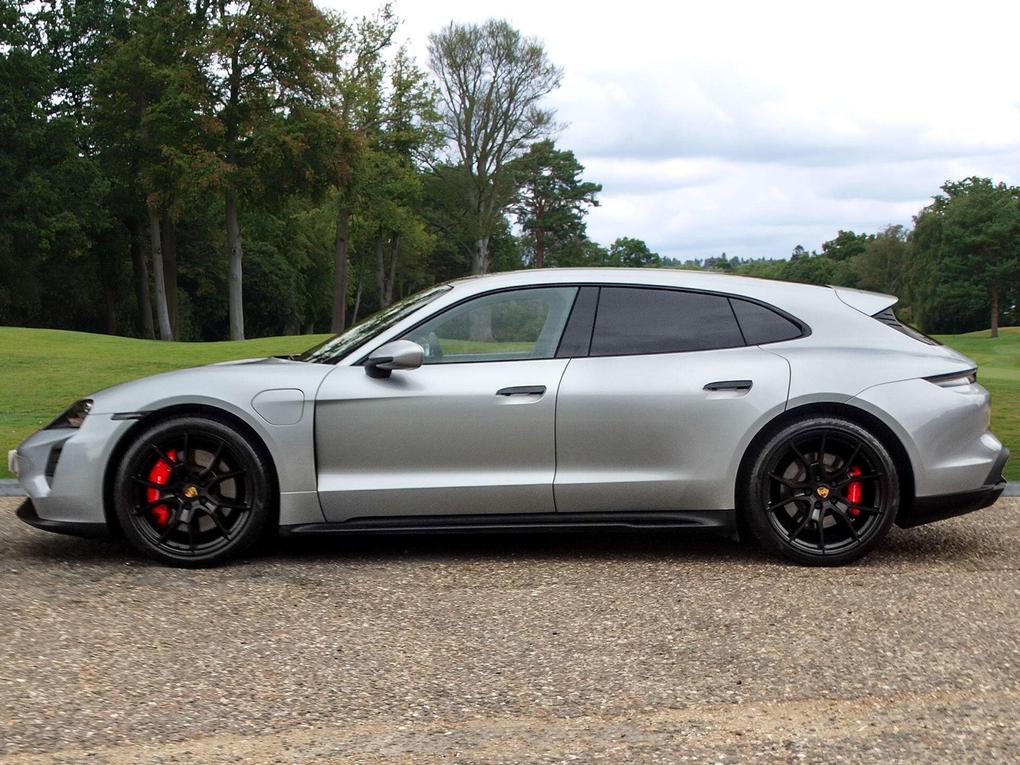 Used Porsche Taycan MT23ZSF 2