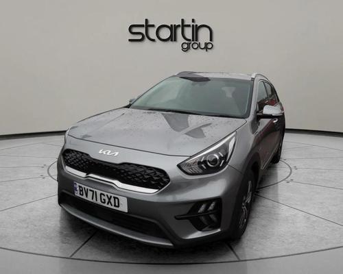 Kia Niro 1.6 GDi 3 PHEV at Startin Group