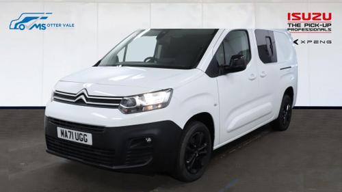 Citroen BERLINGO Photo at-96065700dbd04814aa8c3992aa1ca3ba.jpg