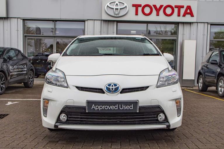 Used Toyota Prius FN64WKM 5