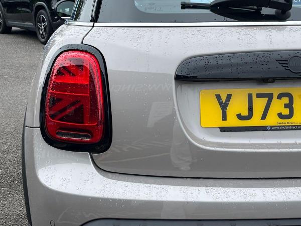 MINI Hatch Photo at-962e7aeff9f24e32a0fd9a43bf2752f5.jpg