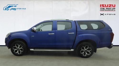 Isuzu D-MAX Photo at-96378fa0c44b406d981028d501d8746b.jpg