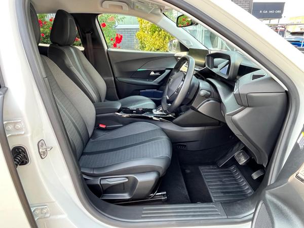 Used Peugeot E-2008 EK21WDV 13