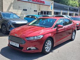 Ford Mondeo Photo 2