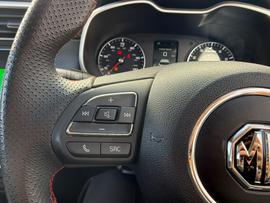 MG MG ZS Photo 14
