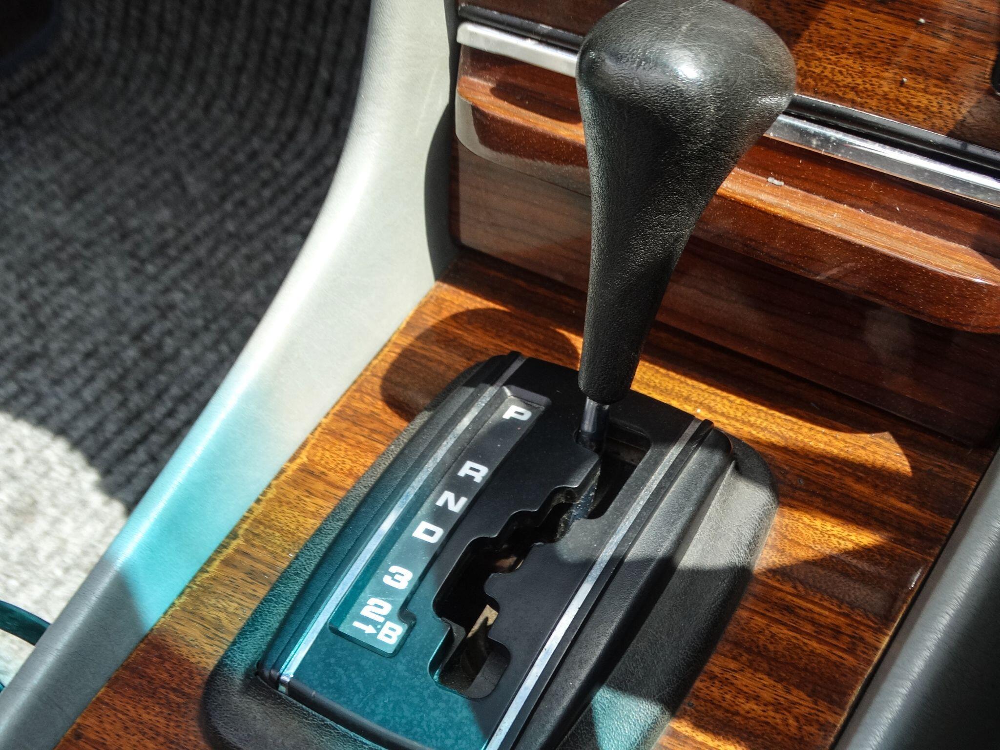 Mercedes-Benz 500 SL — photo 30