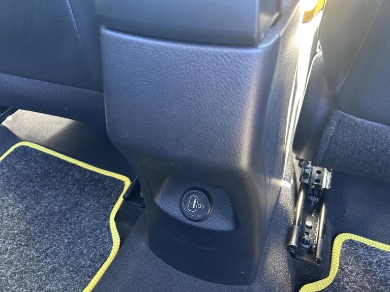 Used Kia Stonic DY23EVL 19
