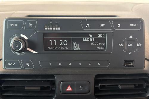 Vauxhall COMBO Photo at-975b878ffdc94940bf8ef88c57b1d680.jpg