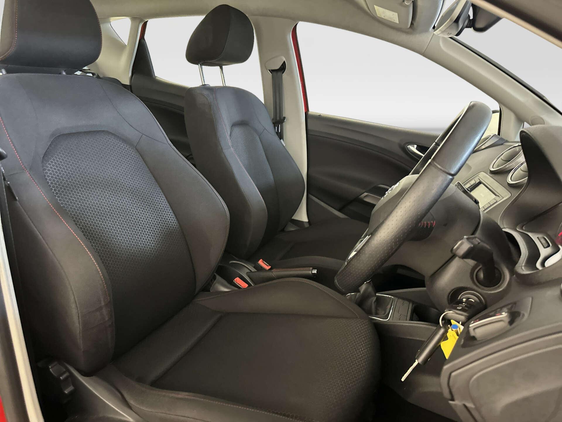 2016 SEAT Ibiza thumbnail 14