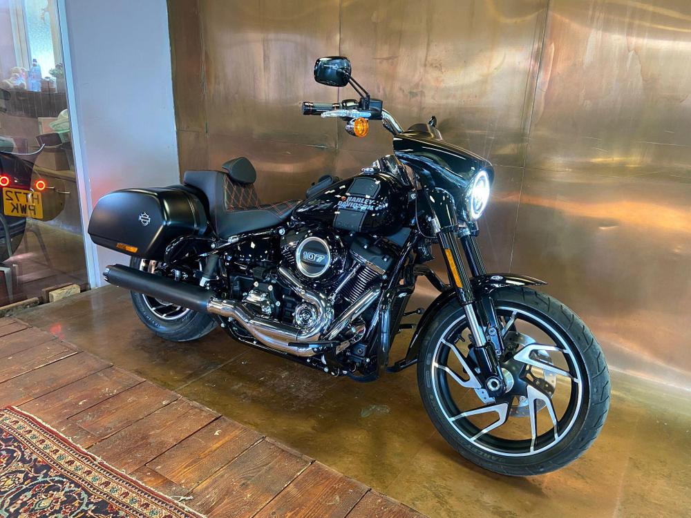 Harley-Davidson Softail Photo at-97acd645ba904174aafad32e833f4cd5.jpg