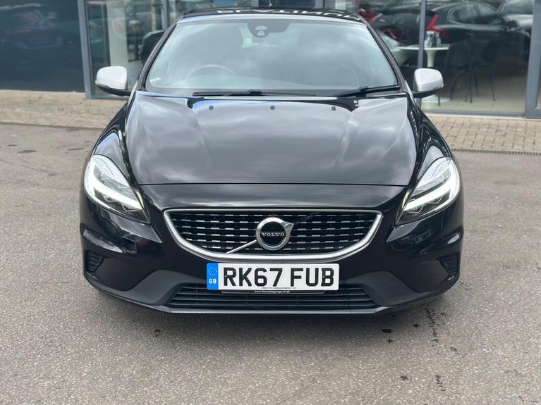 Used Volvo V40 RK67FUB 2