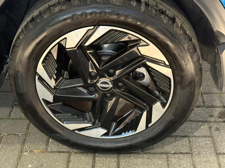 Used Nissan Qashqai WU75MDK 23