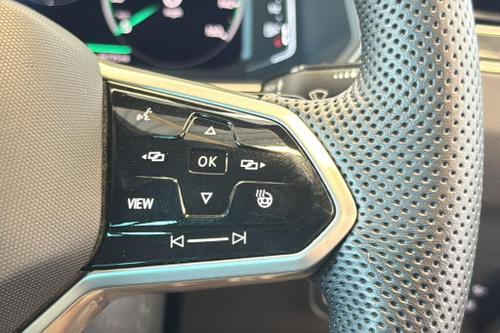Volkswagen TIGUAN Photo at-97c5b675ee7d4483893ca95bd80f072b.jpg