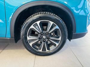 Suzuki Vitara Photo 8