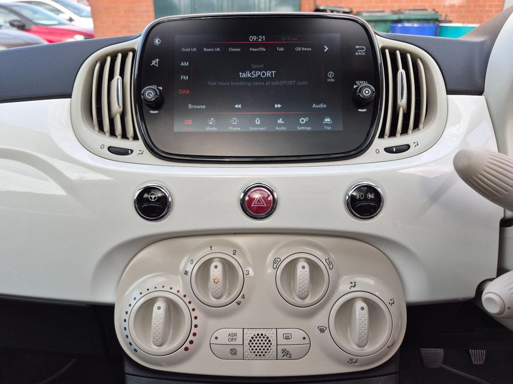 Fiat 500 Photo at-9826b3a1062a4c6084b81776546842b5.jpg