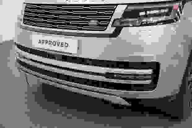 Land Rover RANGE ROVER Photo at-984950f6e8d149e28c625b535d66e2a4.jpg