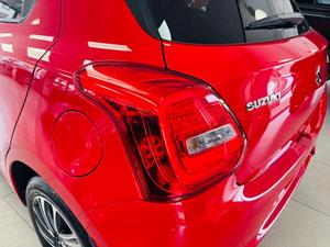Suzuki Swift Photo 13