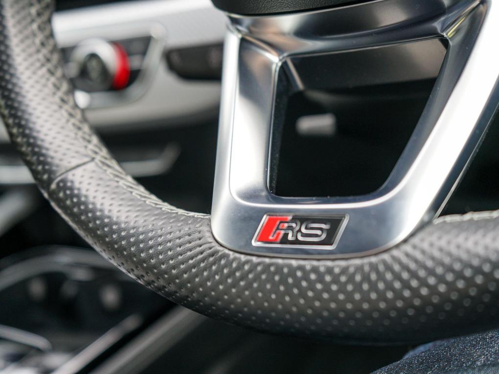 Used Audi RS4 Avant LD22EVY 42