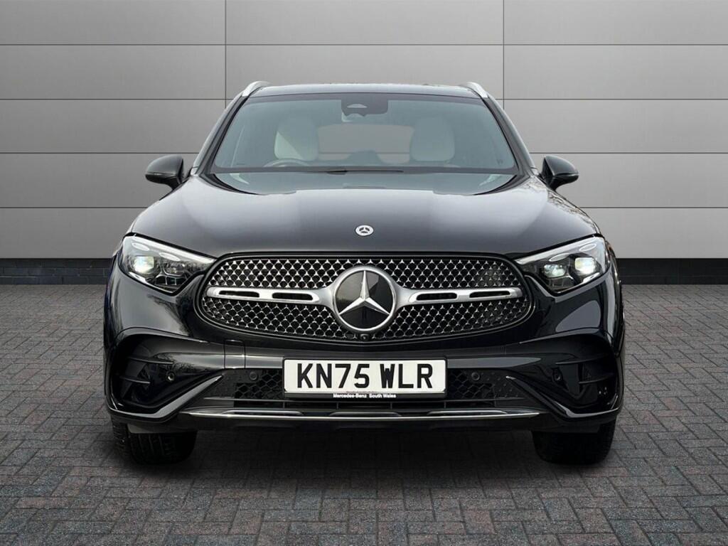 Mercedes-Benz GLC Photo at-98840ee8ffd44ce788a5a3c36941ed19.jpg