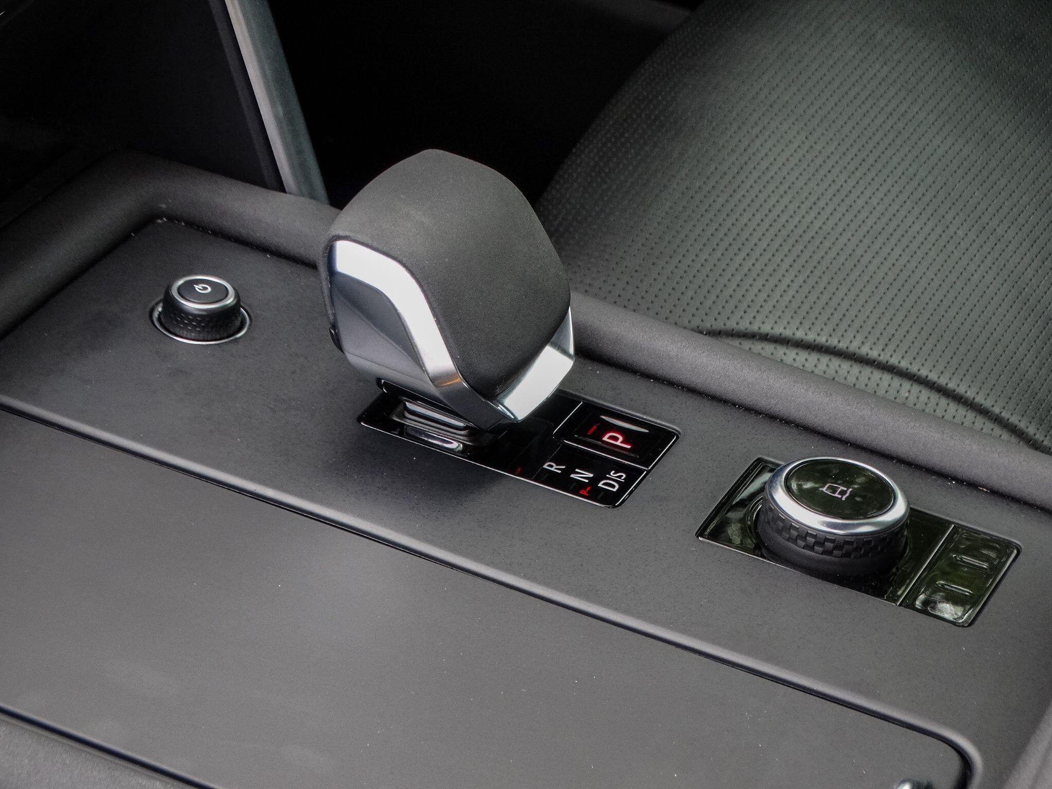 Land Rover Discovery 3.0 P360 MHEV Dynamic HSE Auto 4WD Euro 6 (s/s) 5dr — photo 20
