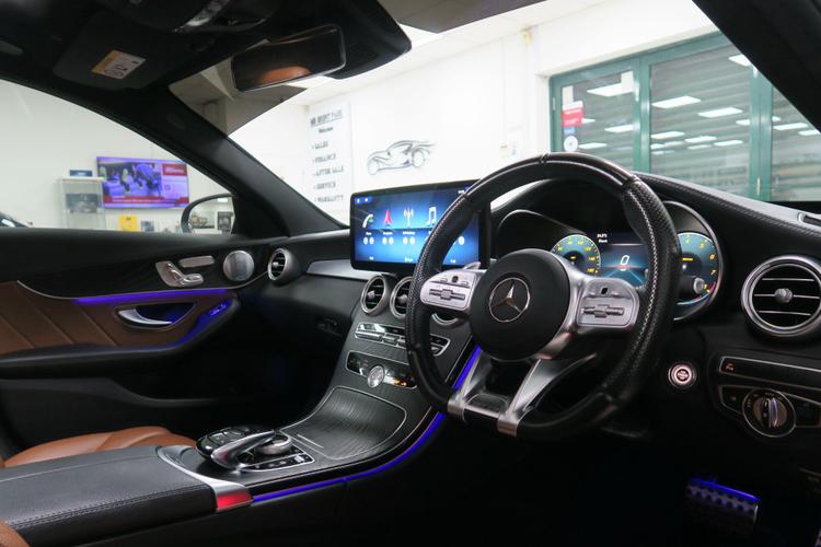 Used Mercedes-Benz C Class FL71XWU 12