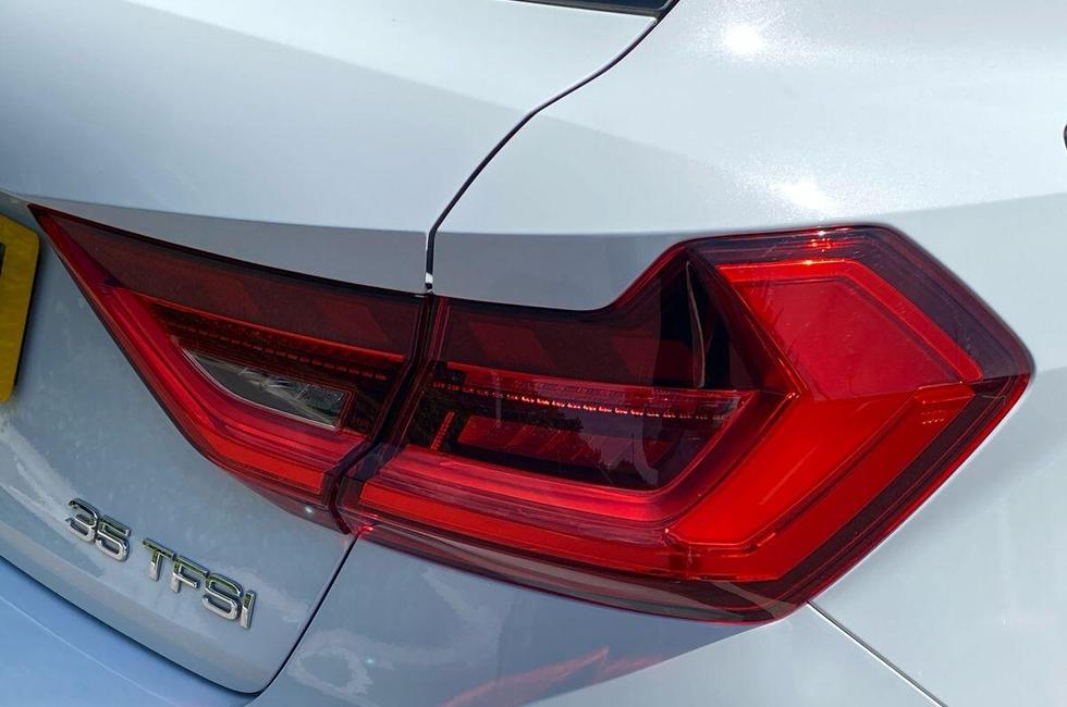 Audi A1 Photo at-98c00a45ed524ed29bc1cbd6a1be1377.jpg