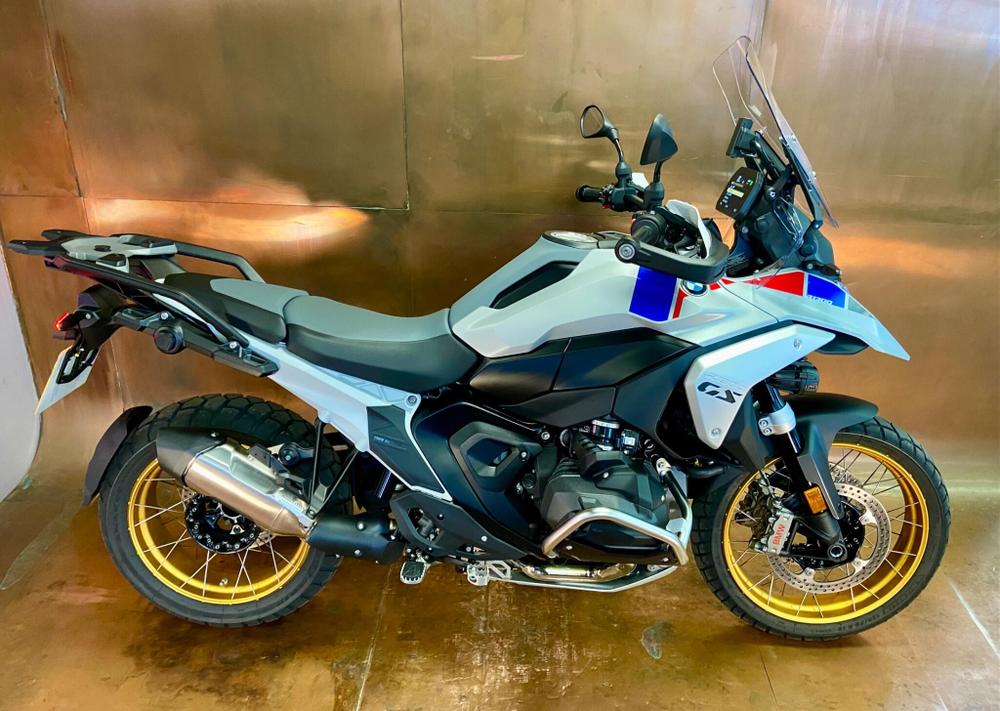 BMW R 1300 GS Photo at-98c368b122f74859b24d35068161f5f2.jpg
