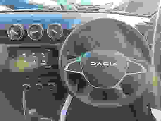 Dacia Duster Photo at-98cfe595b4f04784b0785063d042ff09.jpg