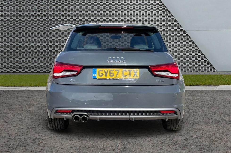 Audi A1 Photo at-98df87585c054e93a24104c3561055a1.jpg