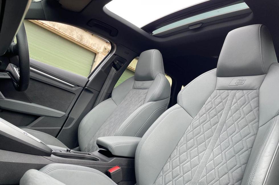 Audi S3 Sportback Photo at-98ea1d93bf22461c95d47c97d1f0e4d0.jpg