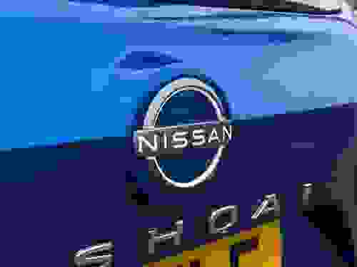 Nissan Qashqai Photo at-98ecc4157927475f94b5c59dab46a363.jpg