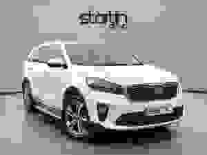 Used 2018 Kia Sorento 2.2 CRDi GT-Line S Auto AWD Euro 6 (s/s) 5dr White at Startin Group