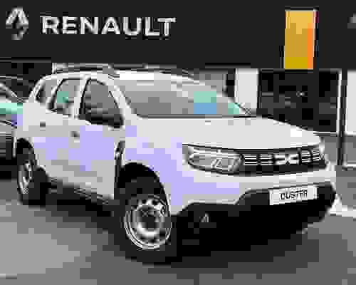 Dacia Duster Essential Commercial TCe 90 4x2 MY23.5 glacier white at Startin Group