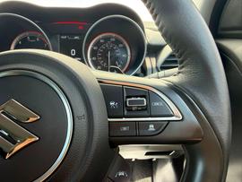 Suzuki Swift Photo 15