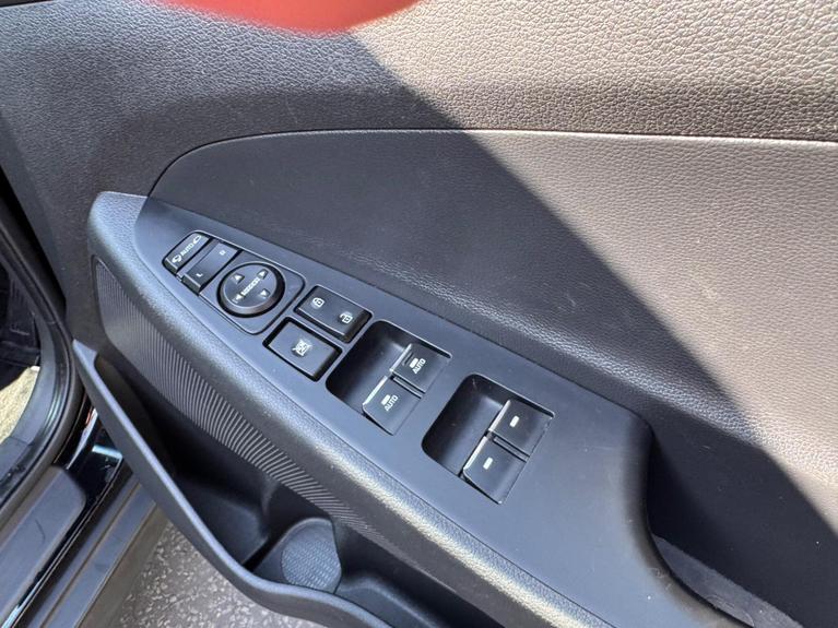 Used Hyundai TUCSON EN68ZGF 21