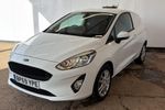 Ford FIESTA Photo 1