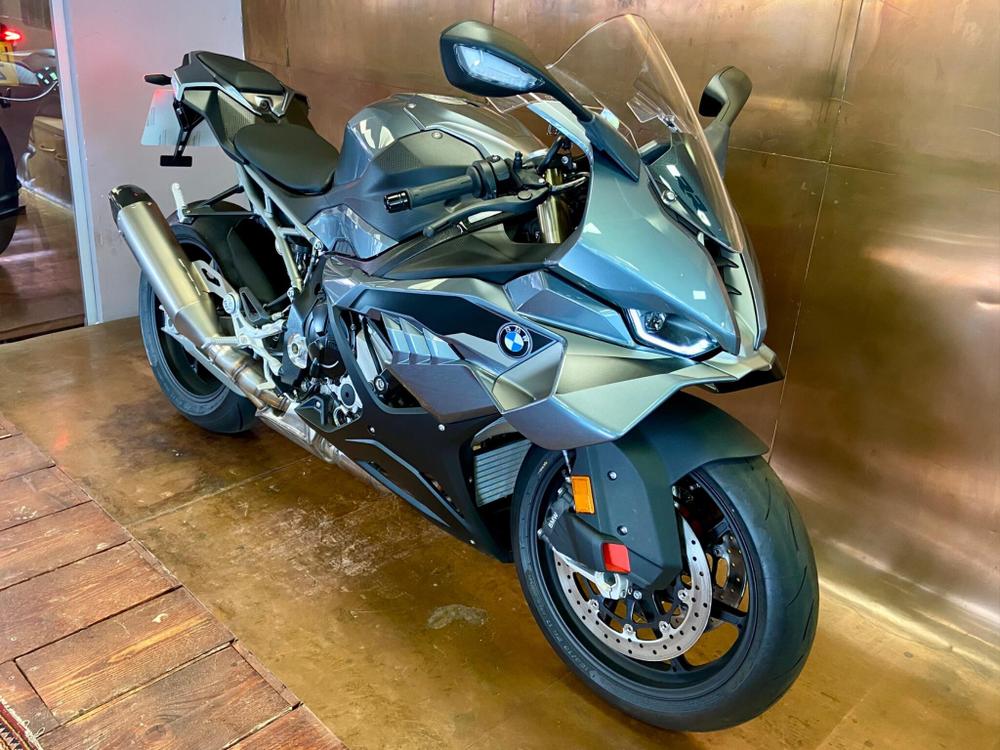 BMW S 1000 RR Photo at-998492e5c56f44b598d4179b69f370c3.jpg