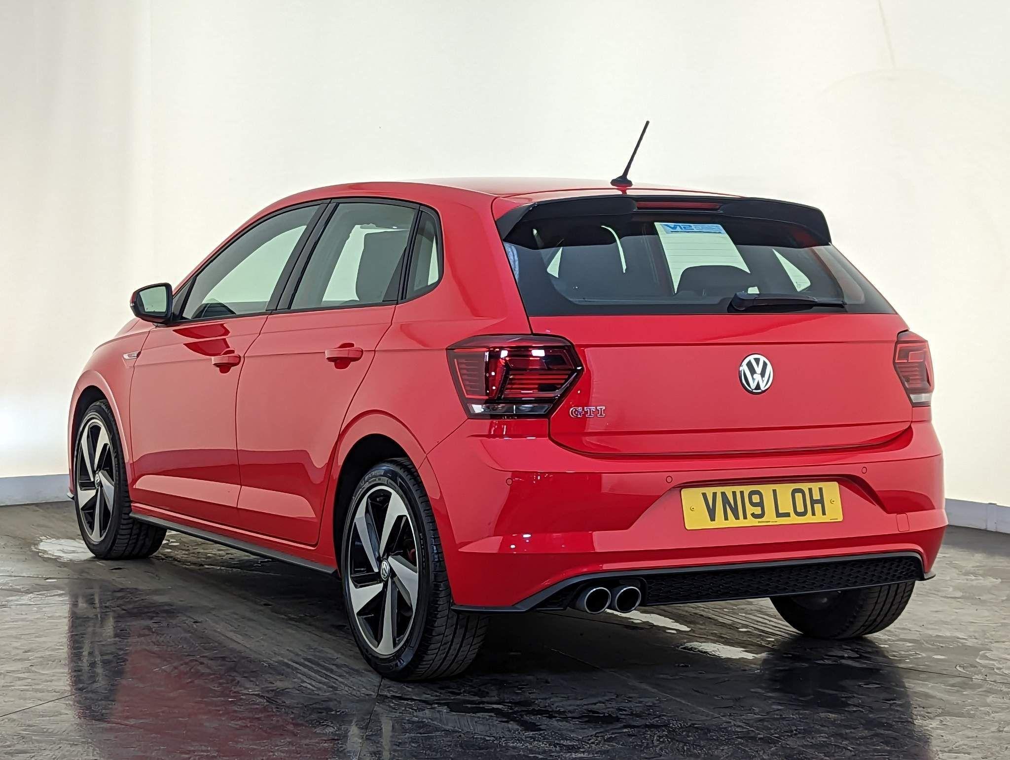 Used 2019 Volkswagen Polo Red £18,300 | V12