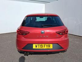 SEAT Leon Photo 5