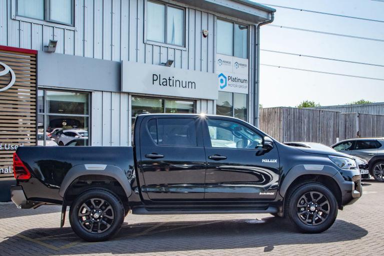 Used Toyota Hilux WR75XUW 3