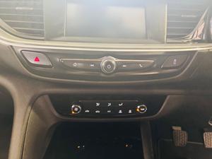 Vauxhall Insignia Photo 35
