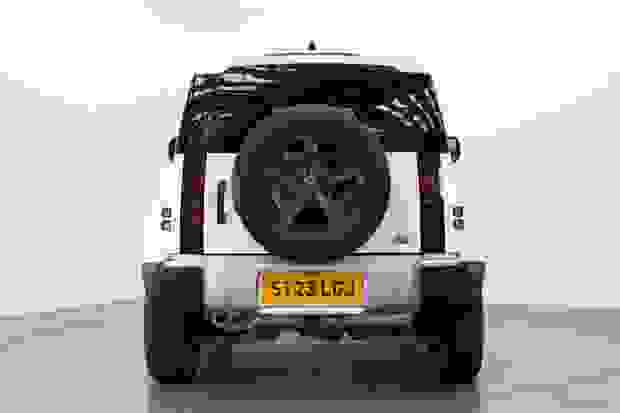 Land Rover DEFENDER Photo at-99eab6c400c24ea4b20d1afb4f9251e9.jpg